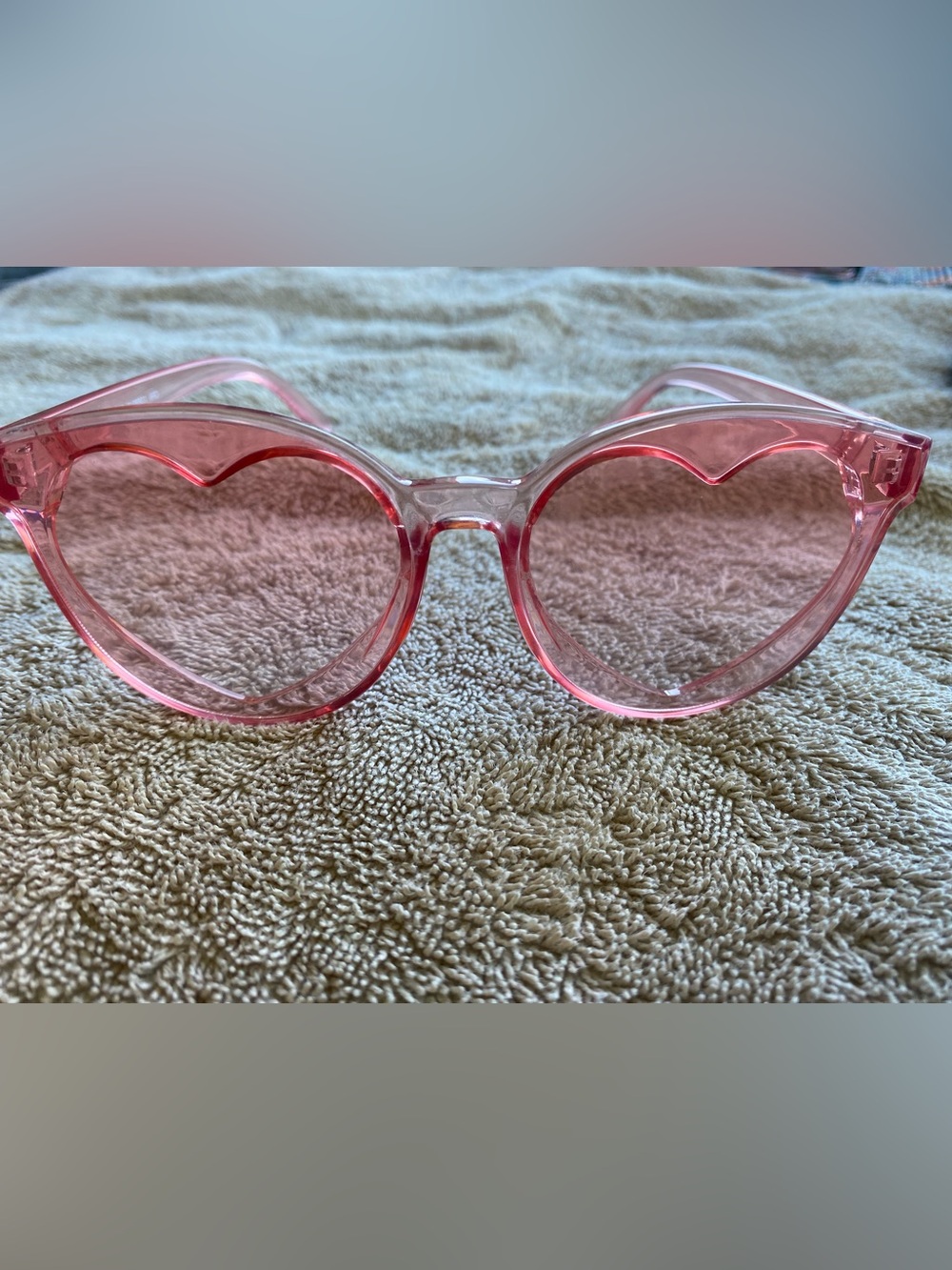 Pastel Pink Heart Lens Festival Sunglasses | Y2K Rave Party Sunnies